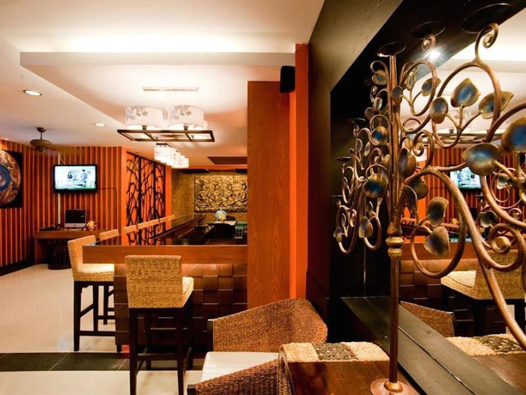 Deva Suites Patong Phuket Екстериор снимка