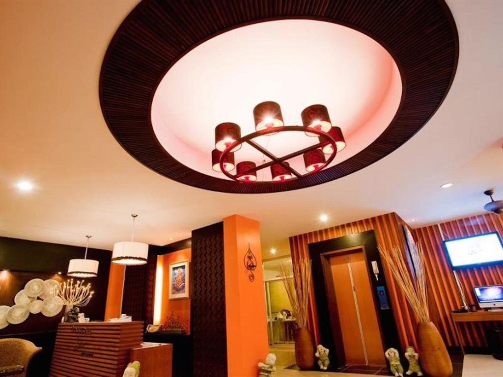 Deva Suites Patong Phuket Екстериор снимка