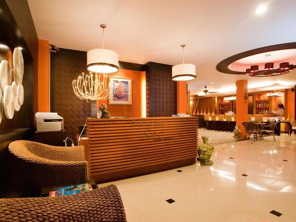 Deva Suites Patong Phuket Екстериор снимка
