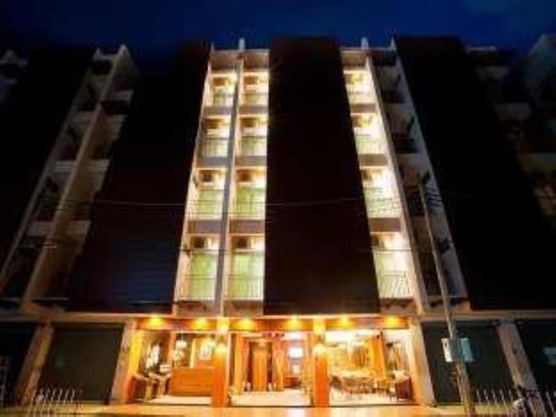 Deva Suites Patong Phuket Екстериор снимка