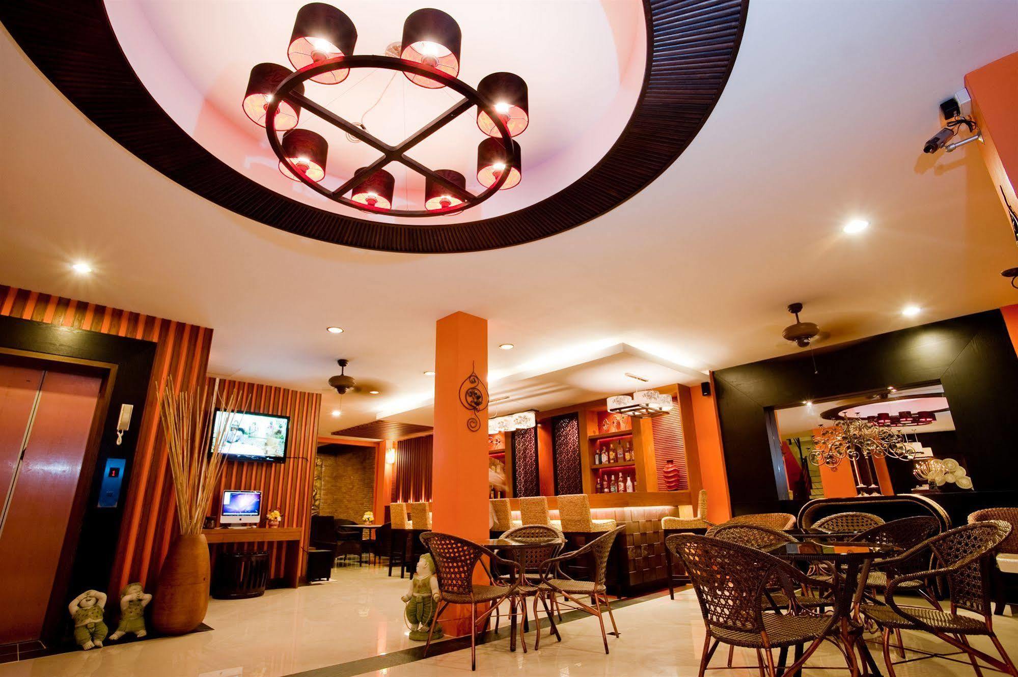 Deva Suites Patong Phuket Екстериор снимка