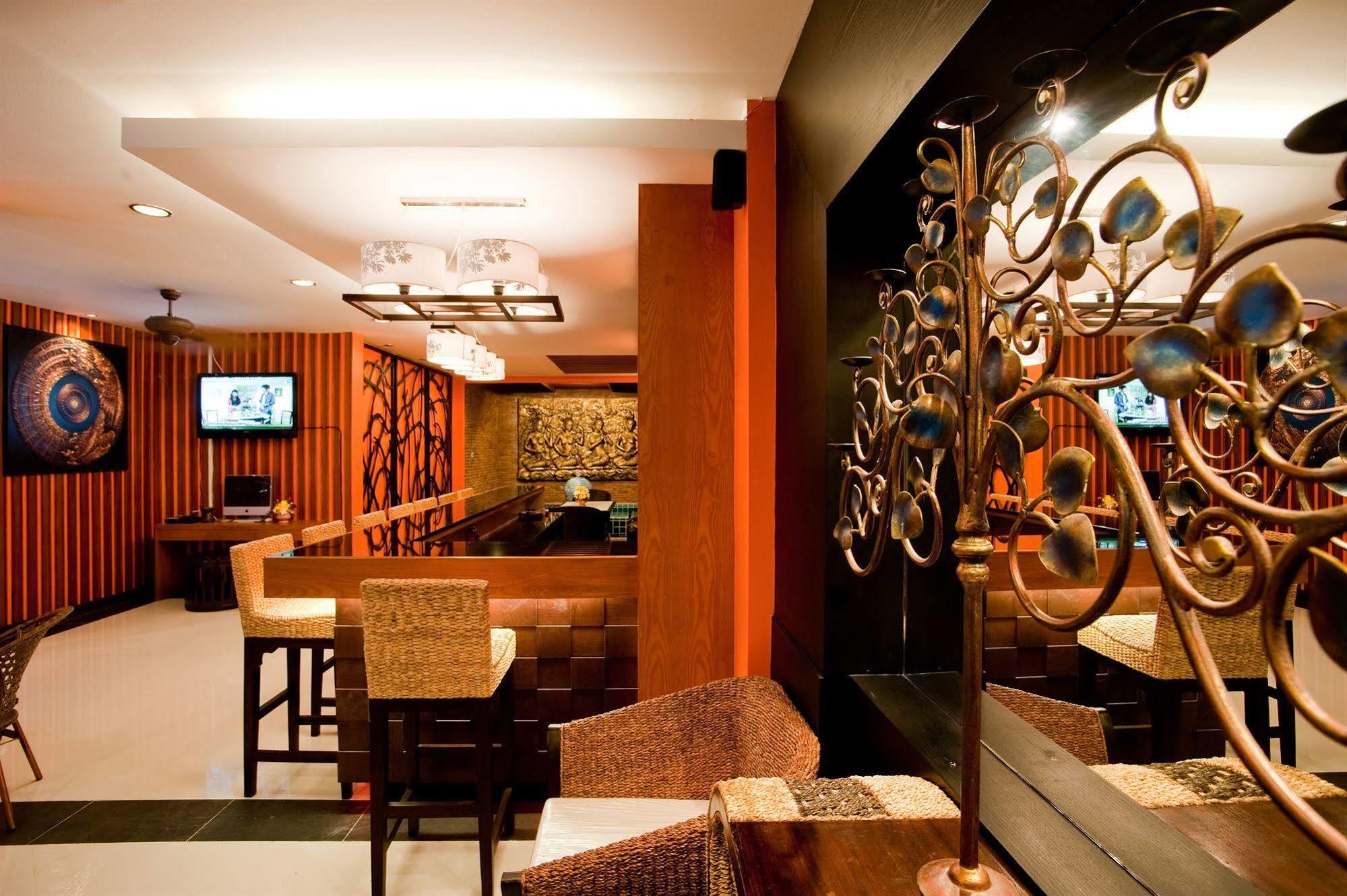 Deva Suites Patong Phuket Екстериор снимка