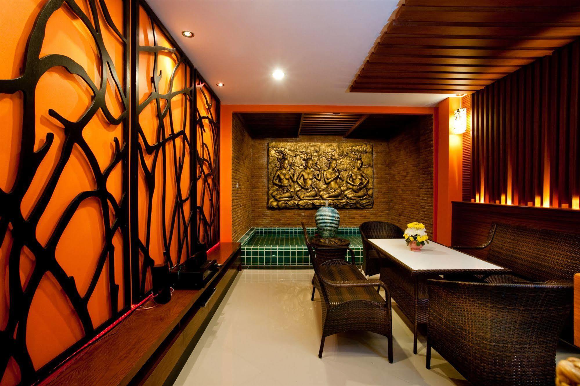 Deva Suites Patong Phuket Екстериор снимка